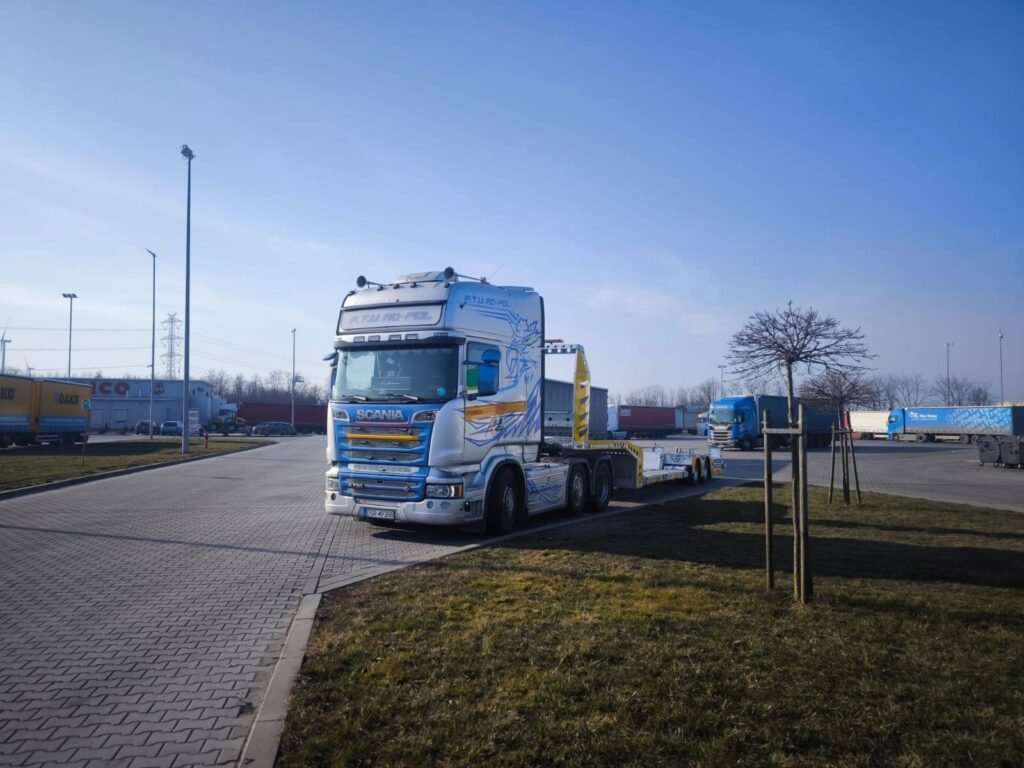 Holowanie TIR Zgorzelec – laweta niskopodwoziowa do transportu TIR