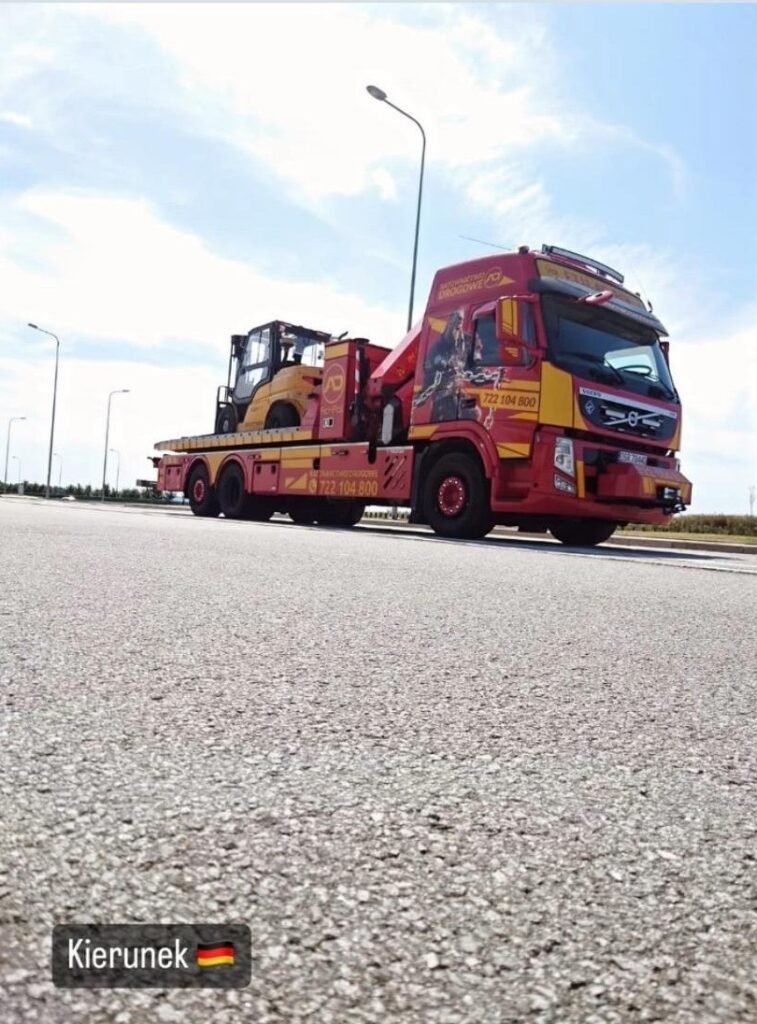 Holowanie ciężarówek Zgorzelec – laweta przystosowana do transportu pojazdów ciężarowych